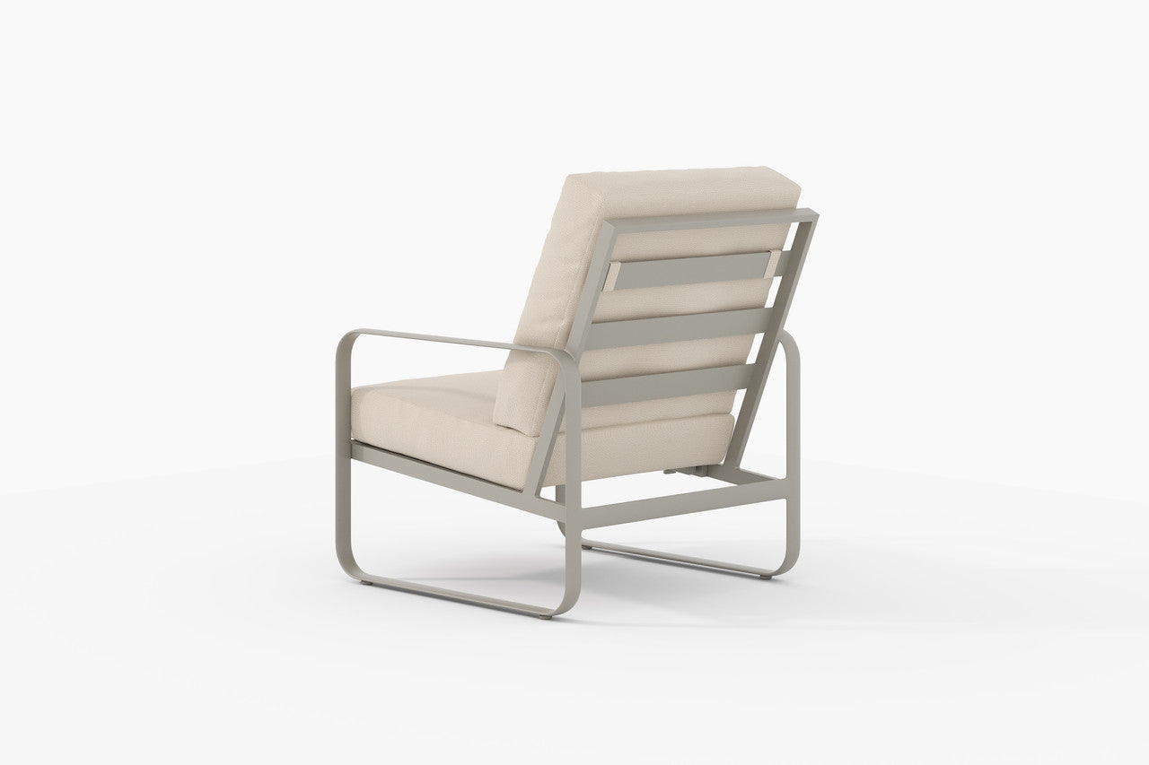 Tropitone Brasilia Cushion Lounge Chair