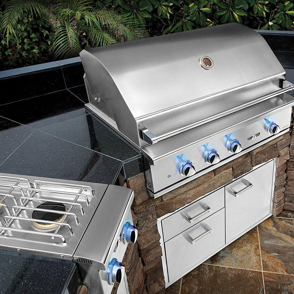 32" Delta Heat Gas Grill with Infrared Rotisserie and Sear Zone