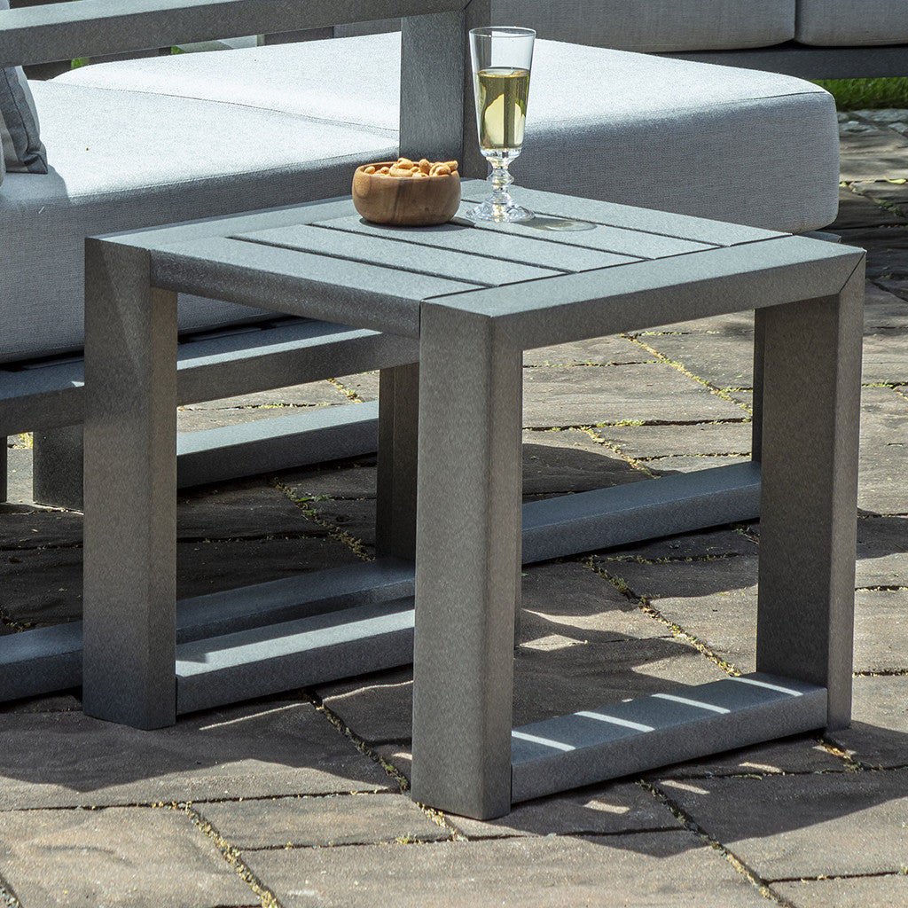 Seaside Casual MIA End Table