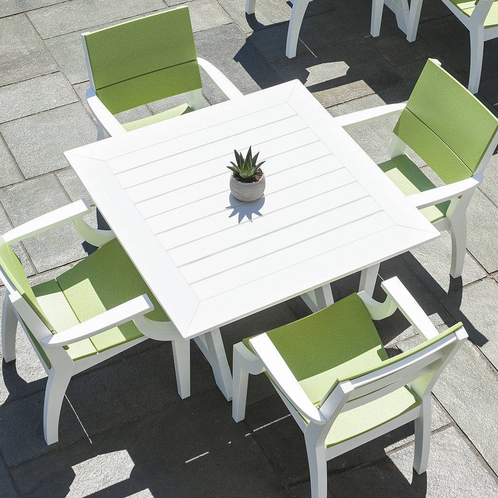 Seaside Casual SYM Dinning Table 44" x 44"