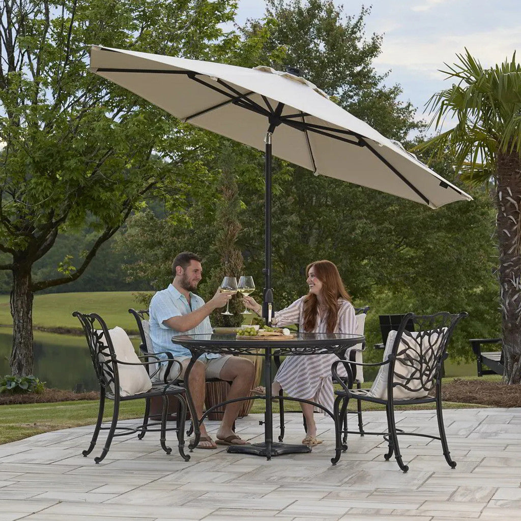 Tempo Catania Swirl 11FT w/ Aurora Lighting Umbrella